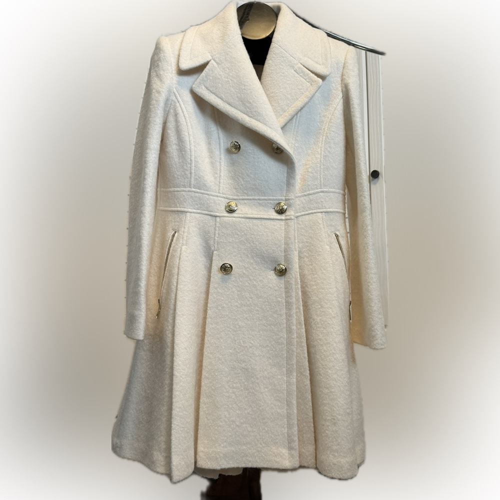 Woman’s Guess Coat. Worn Once. Like New! Size Large